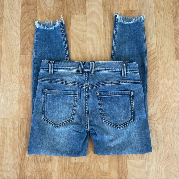 Free People Distressed Ripped Knee Raw Hem Cropped Ankle Skinny Jeans - Picture 7 of 16